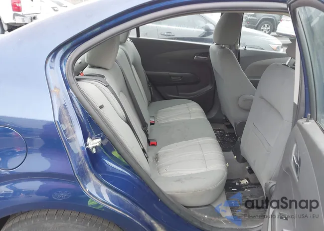 1G1JC5SH5D4205168: 43552318