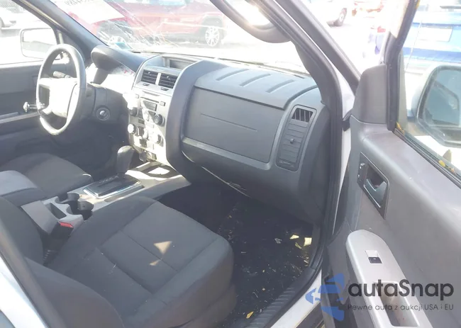 1FMCU9DG7BKB68752: 43554489