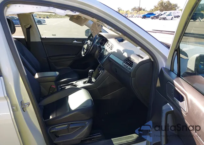 3VV3B7AX4KM007921: 43554606