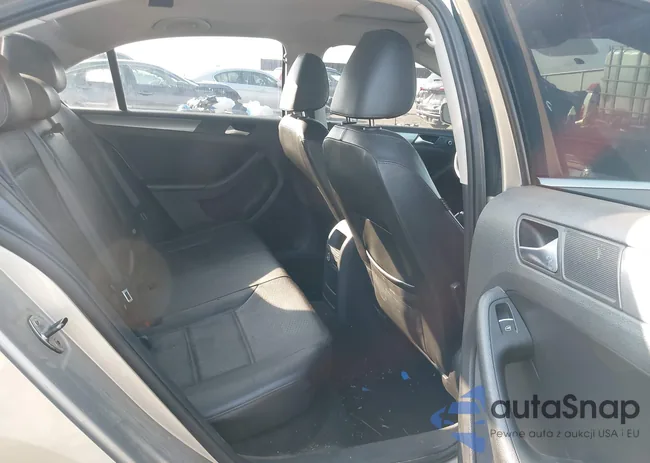 3VWLL7AJ2DM274322: 43554645