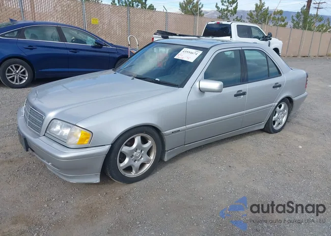 WDBHA24G1XA728853: 43554674