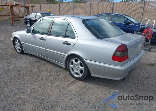 WDBHA24G1XA728853: 43554674