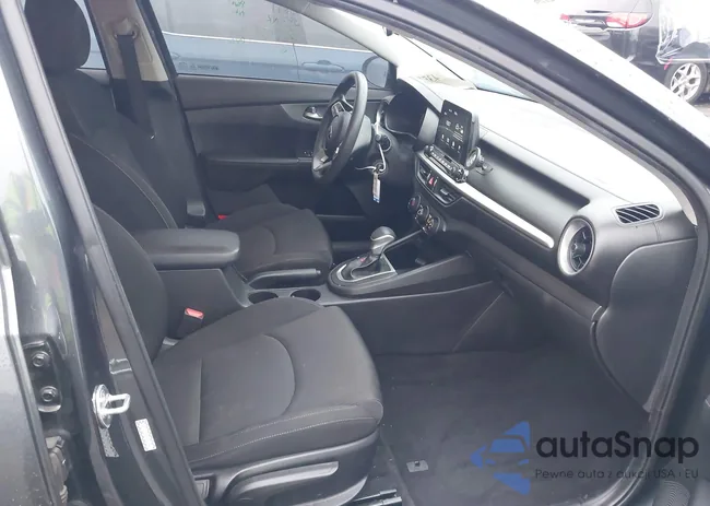 3KPF24AD3ME339040: 43554863