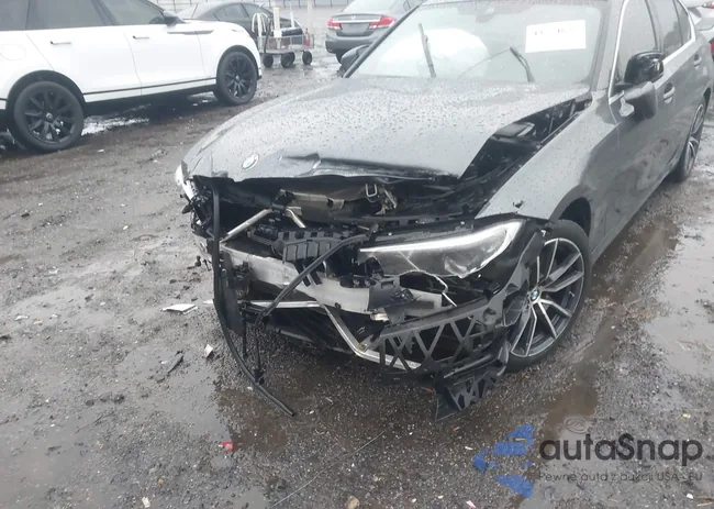 3MW5R7J00L8B24411: 43554875