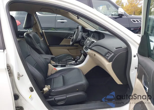 1HGCR2F38FA244015: 43554947