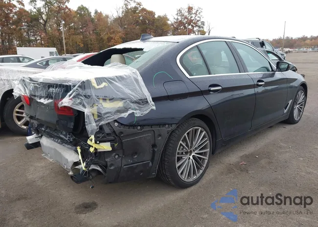 WBAJA7C5XJWC75827: 43554955