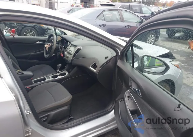 1G1BC5SM2J7228449: 43555435