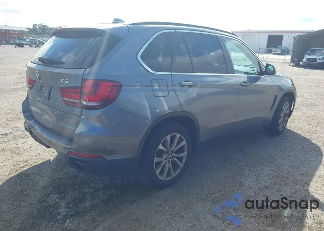 5UXKR0C52G0P28627: 43555475