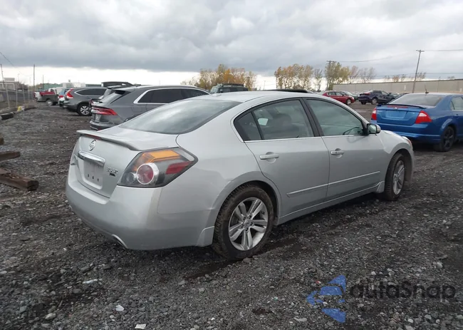 1N4BL2AP8CN413076: 43555688