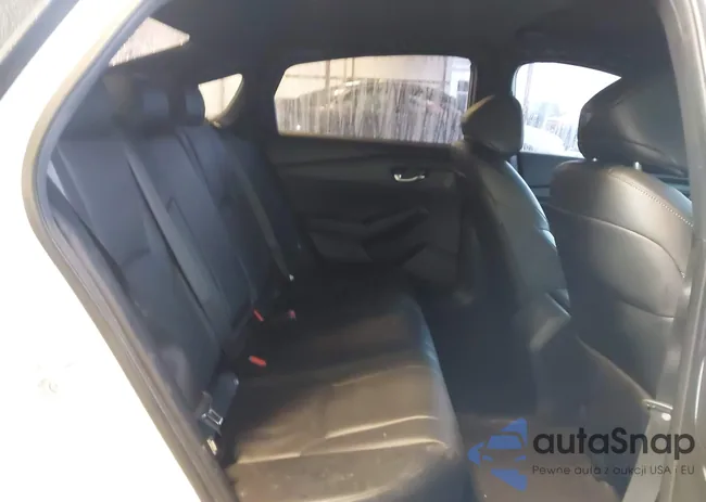 1HGCY2F75RA017990: 43555754