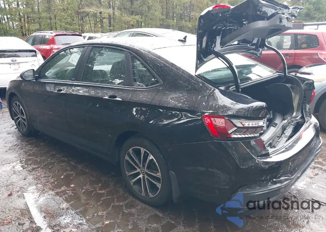 3VWBM7BU4RM079945: 43555807