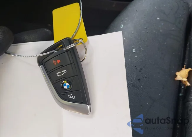 5UXTR9C57KLE15303: 43555887