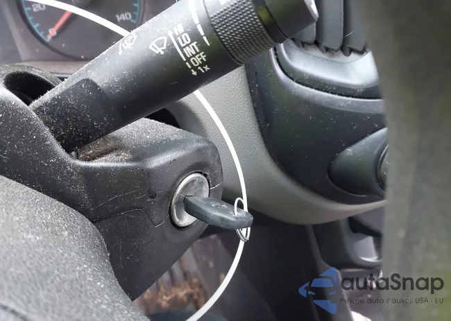 1GCHSBEA8G1386696: 43555941