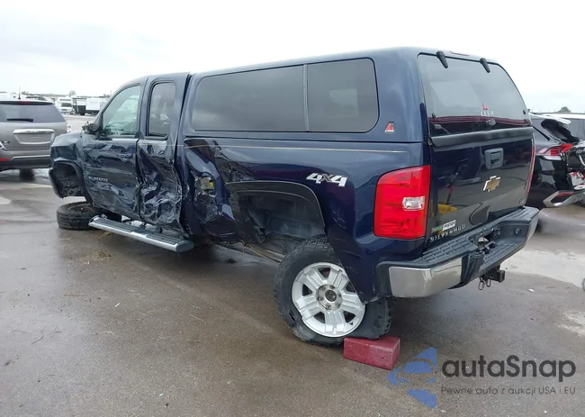 1GCRKTE37BZ216299: 43555329