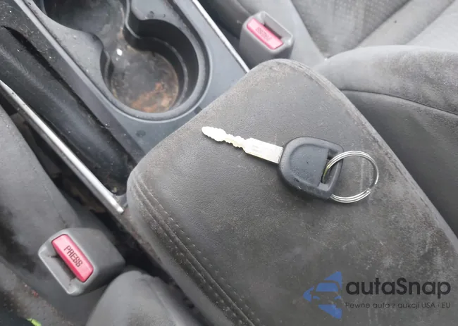 1YVHP80C175M30621: 43555345