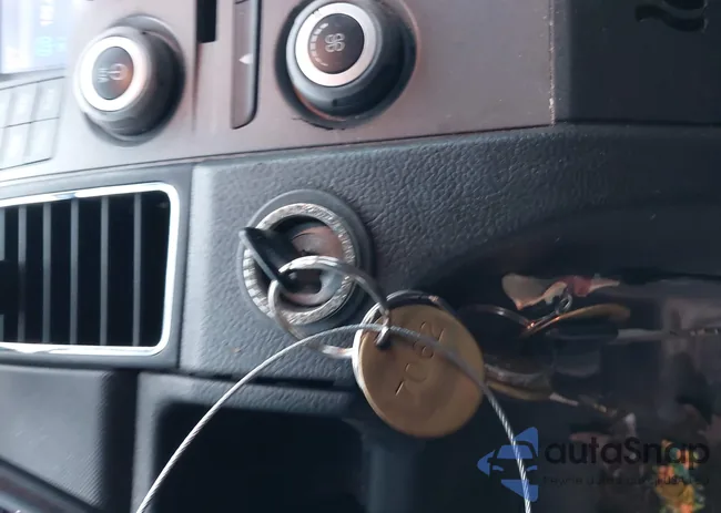 1FAHP2MK0FG151884: 43556689