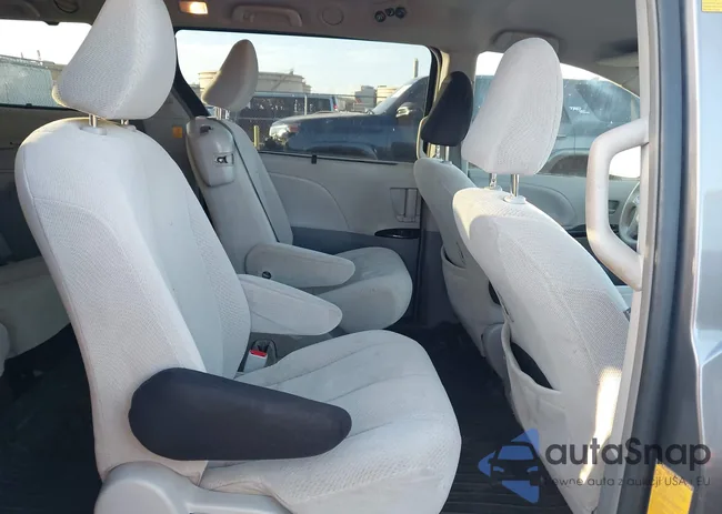 5TDKK3DC8CS240083: 43556901