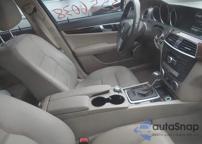 WDDGF8ABXDR296681: 43556038