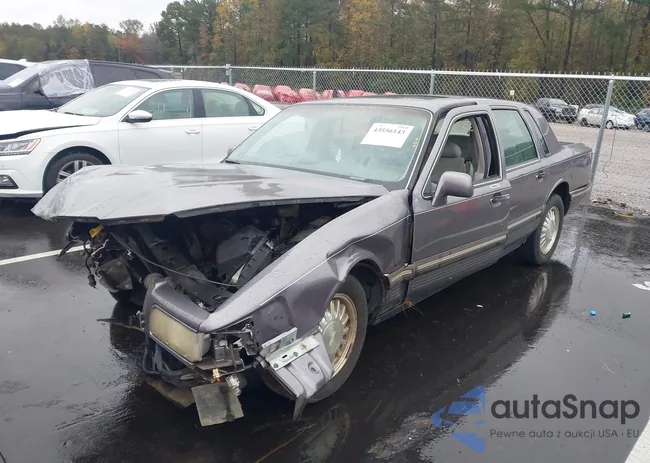 1LNLM82W4SY754004: 43556143