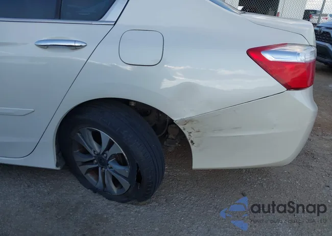 1HGCR2F3XDA226547: 43557400