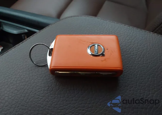 YV4BR0CZ1N1790674: 43557504