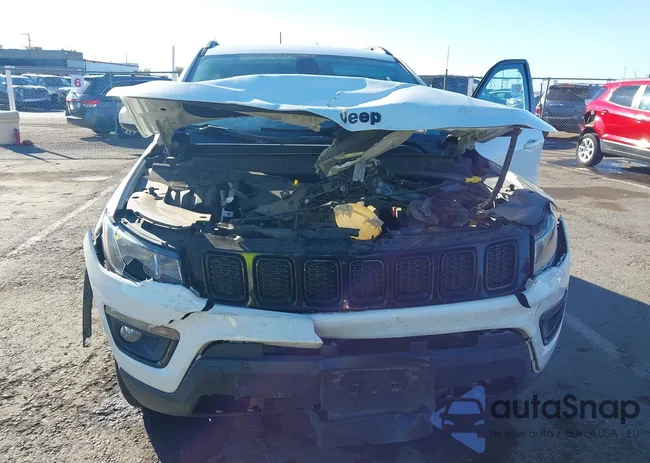 3C4NJDAB9KT807942: 43557542