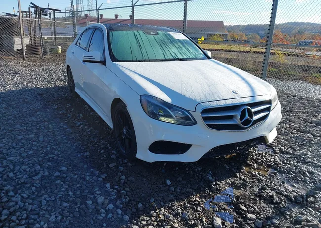 WDDHF8JB4EA902402: 43557611