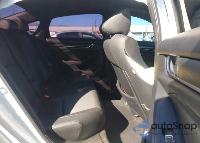 1HGCV2F37KA026637: 43557799