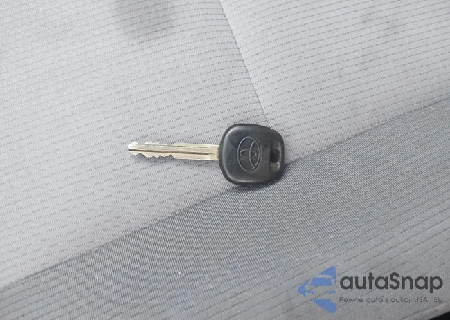 2T1BURHE3EC146293: 43557824