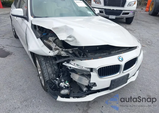 WBA8E5G38HNU44076: 43557943