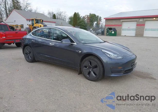 5YJ3E1EA8JF026760: 43556976