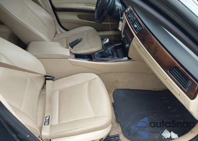 WBAPK5C50BA811210: 43557244