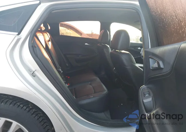 1G1ZE5ST2GF227154: 43557246