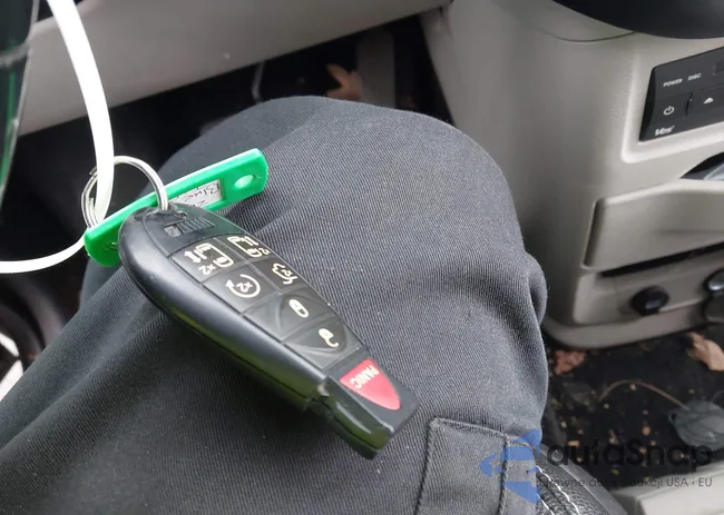 2C4RC1CG8CR163339: 43557264