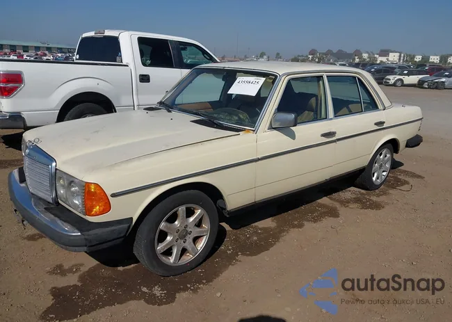 WDBAB23A2BB218137: 43558425