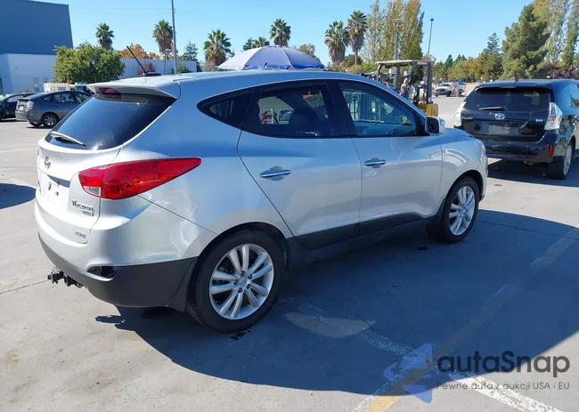 KM8JUCAC4BU171828: 43558492