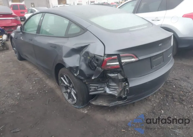 5YJ3E1EB5NF181927: 43558525