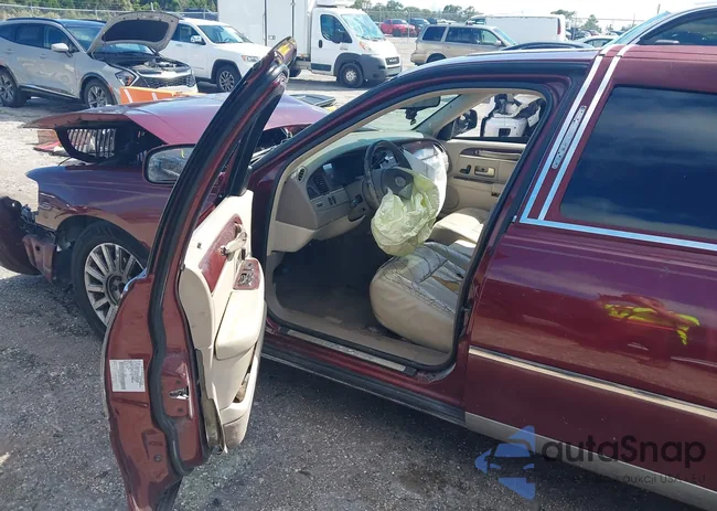 1LNHM81W03Y601824: 43558580