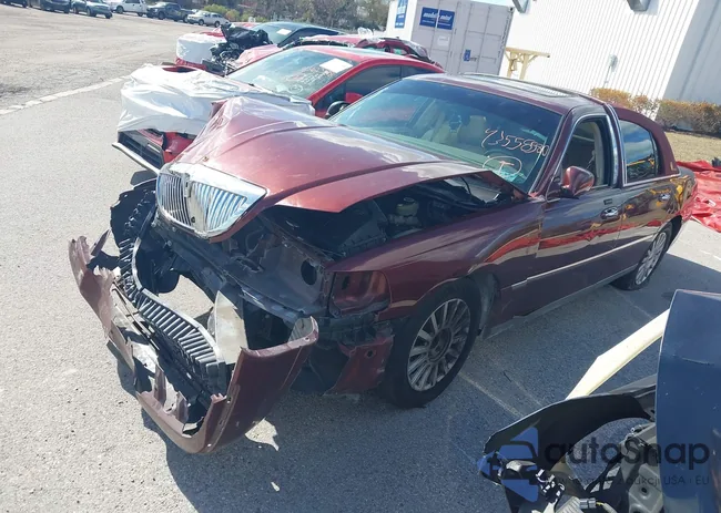 1LNHM81W03Y601824: 43558580