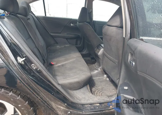 1HGCR2F74HA175622: 43558678