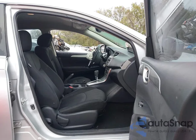 3N1AB7AP7EY323707: 43558775