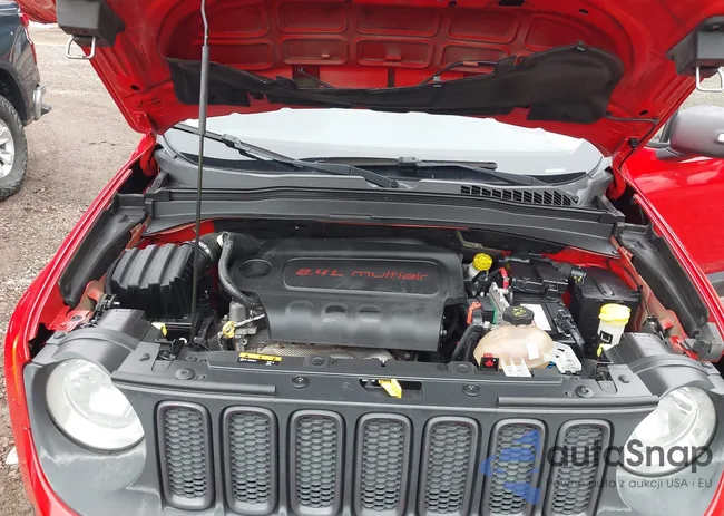 ZACCJBCB6HPE61843: 43558948