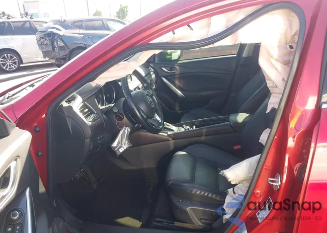 JM1GJ1W54G1480021: 43558129