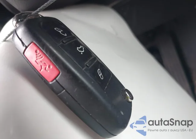 3VWDB7AJ6HM348726: 43559601