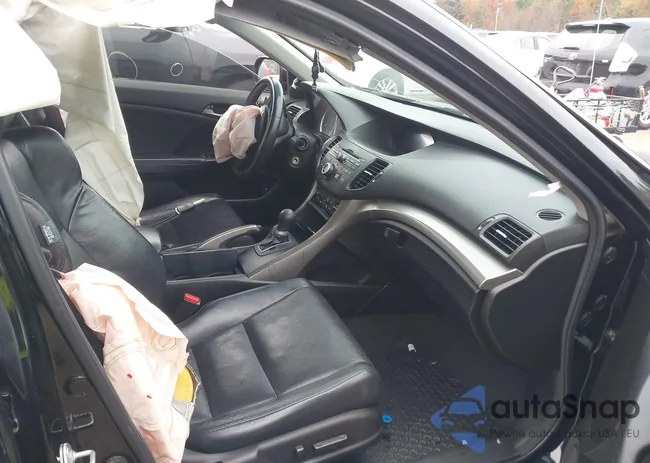 JH4CU2F66AC035942: 43559689