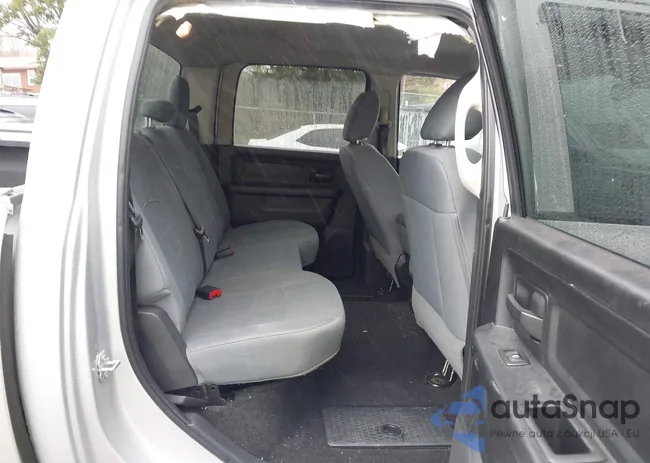 3C6RR7KT1HG735923: 43559853