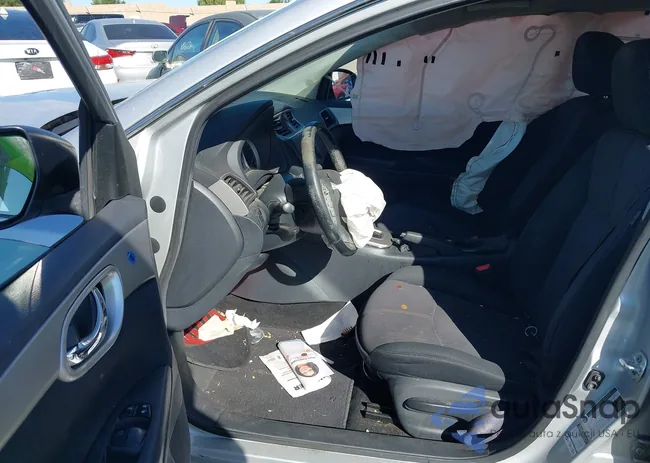 3N1AB7AP7FY312143: 43559894