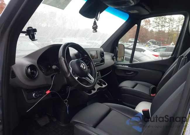 WD4FF1CD3KT011868: 43558977