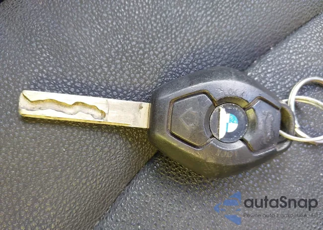 4USBT33574LR68801: 43559008