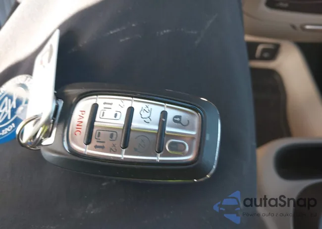 2C4RC1GG3HR514966: 43559095